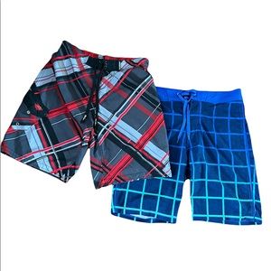 Bundle 2 Men’s bathing suits Maui and sons & Old navy plaid